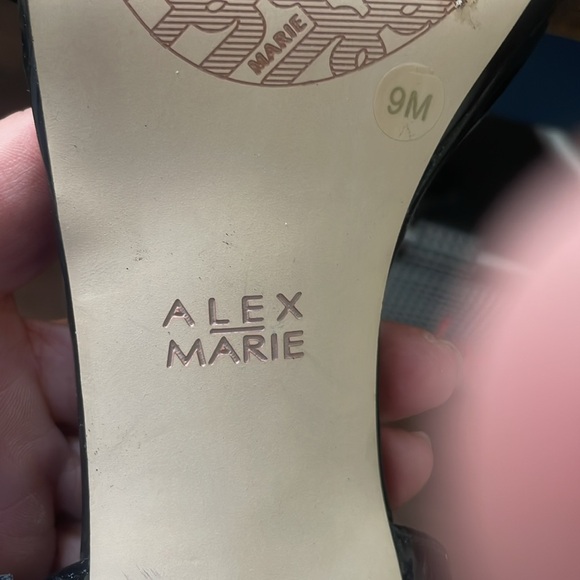Alex Marie heals. Glossy black - Picture 2 of 3